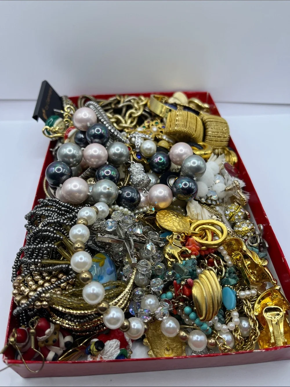 Jewelry Lot Gold Tone Mixed Craft Junk Wearable Harvest Resell